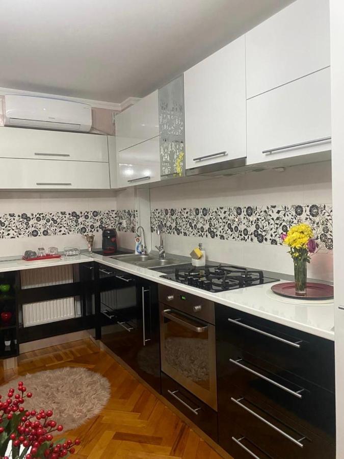 Tribunal Apartament Langa Faleza Dunarii Braila Ngoại thất bức ảnh